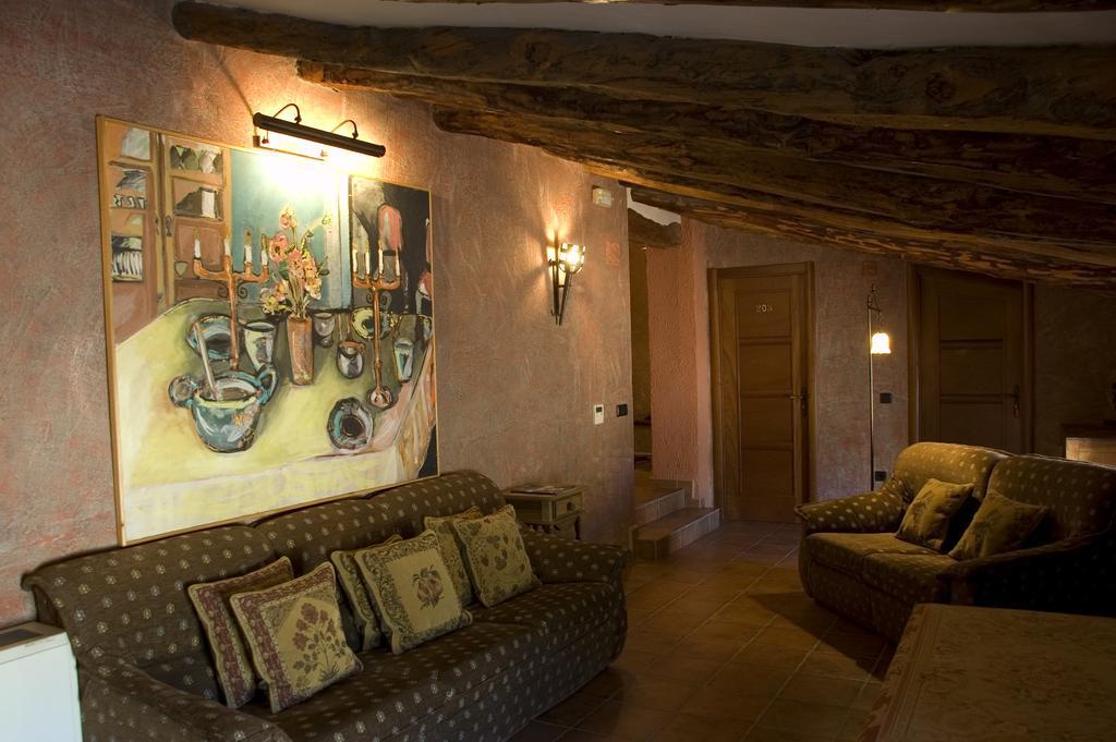 Hotel Caseta Nova 2*